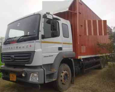 BharatBenz 2523 Images